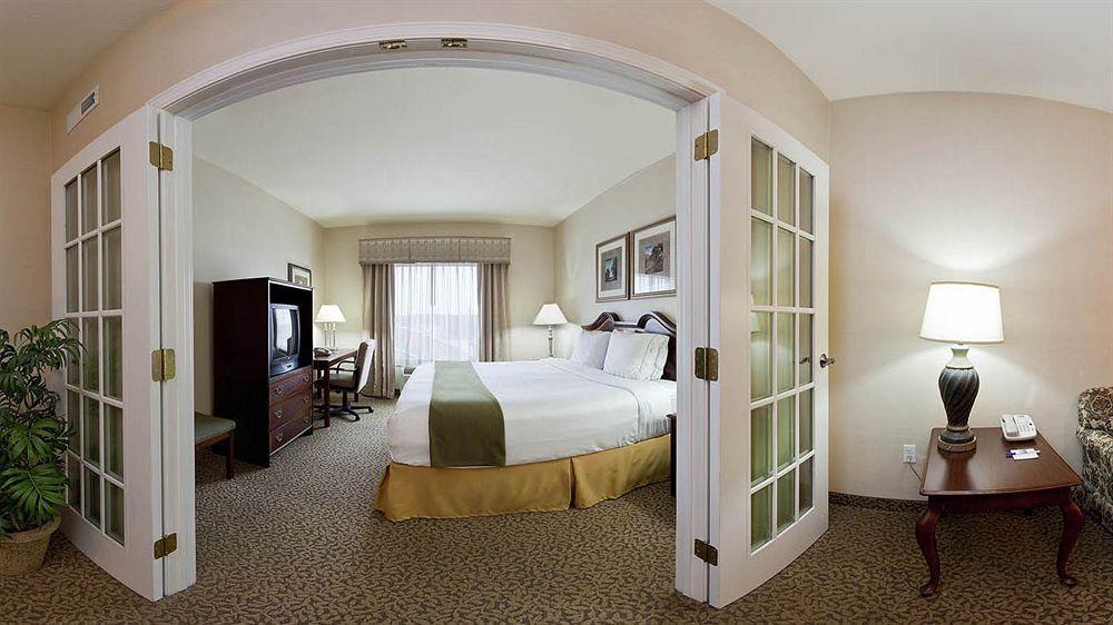 Holiday Inn Express Hotel And Suites Conroe By Ihg Eksteriør bilde