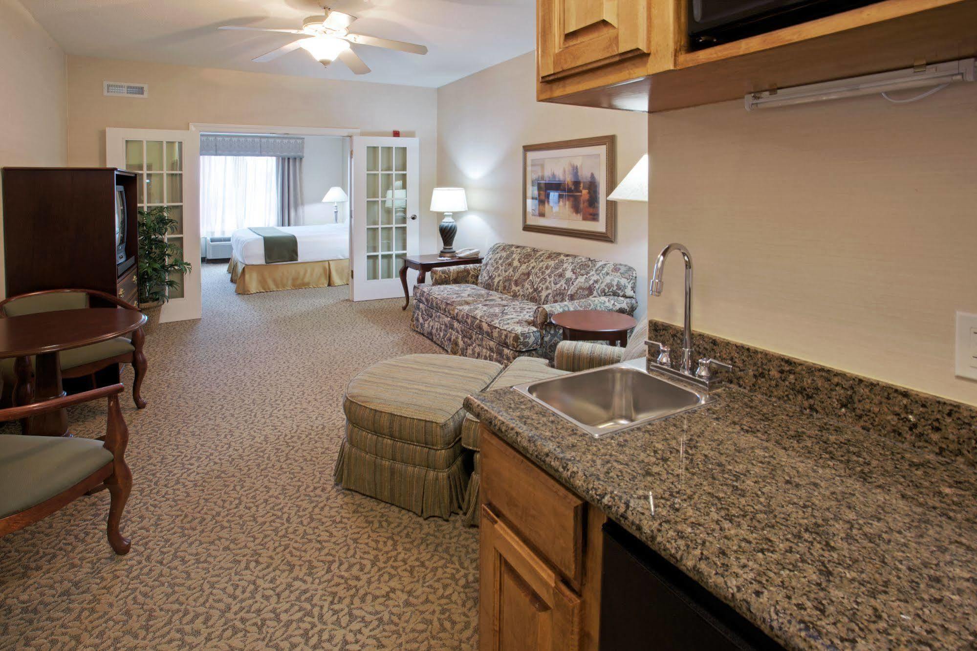 Holiday Inn Express Hotel And Suites Conroe By Ihg Eksteriør bilde